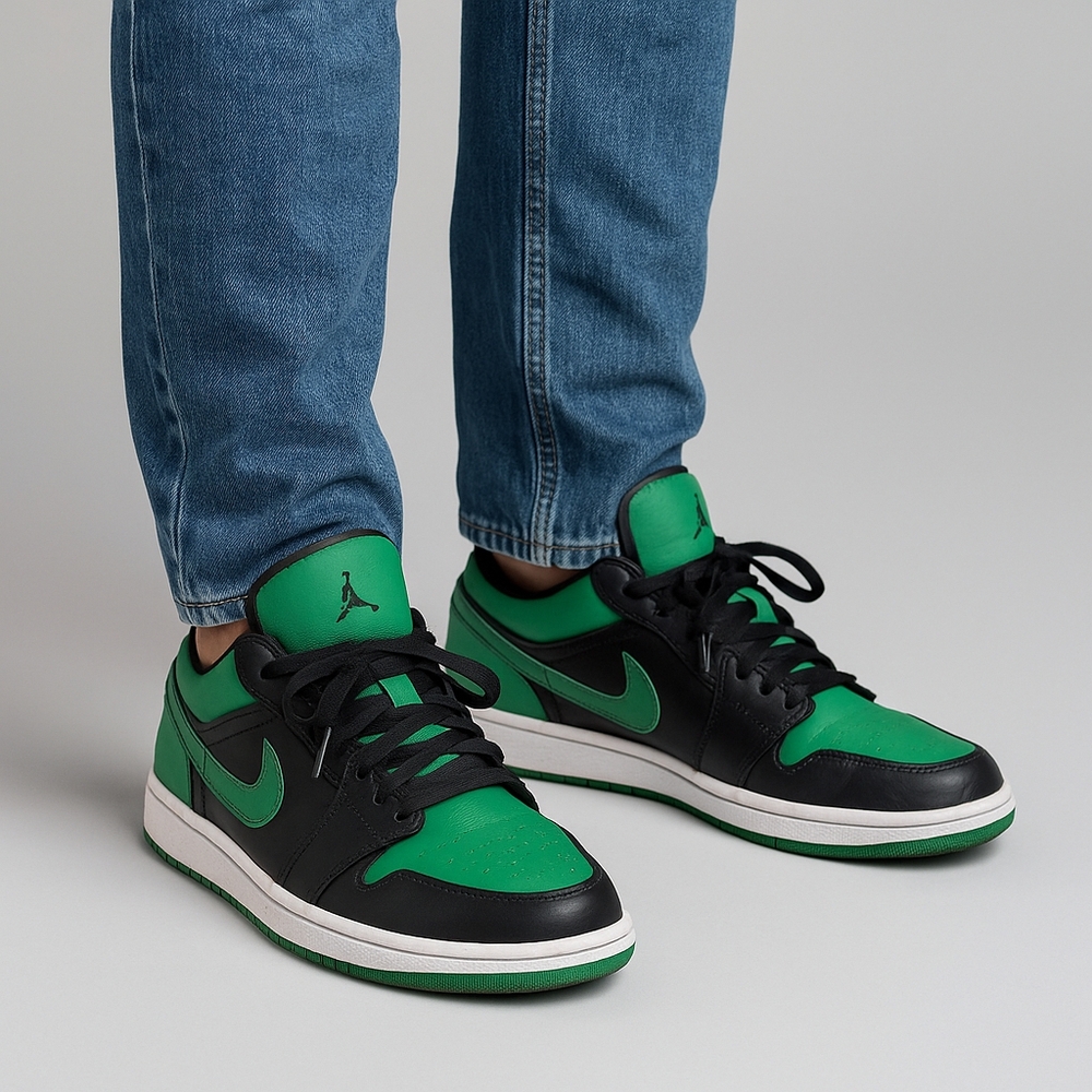 Nike Air Jordan 1 Low Retro Green Toe Black Pine Green Men’s Size 10.5 Sneakers - Picture 1 of 7